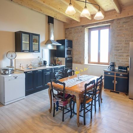 Appartement De Charme Dans Une Maison Isolee Presilly  エクステリア 写真