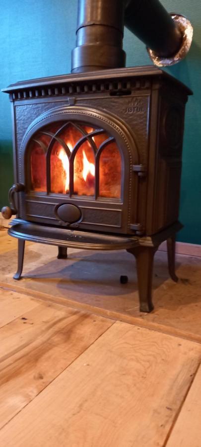 Appartement De Charme Dans Une Maison Isolee Presilly  エクステリア 写真