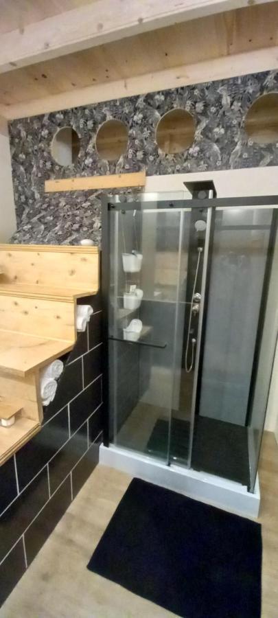 Appartement De Charme Dans Une Maison Isolee Presilly  エクステリア 写真