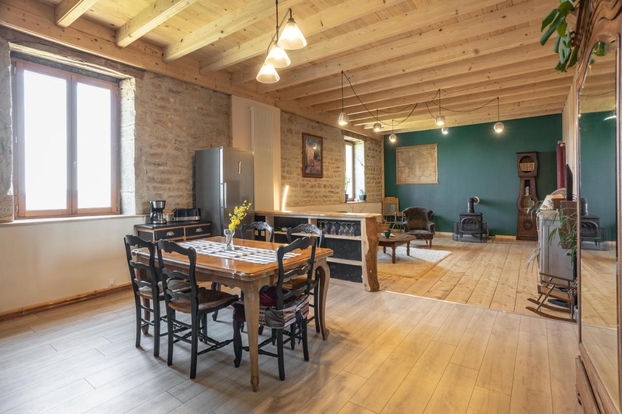 Appartement De Charme Dans Une Maison Isolee Presilly  エクステリア 写真